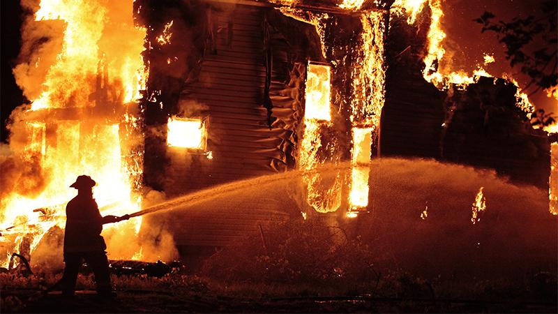Single Mom Dies in California House Fire After Saving All 5 of Her Children