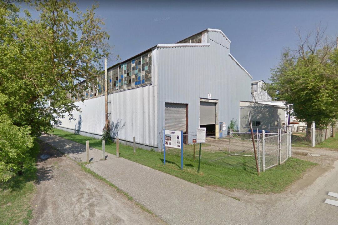 Michigan Worker Dies After Falling Into Vat of Hot Sulphuric Acid