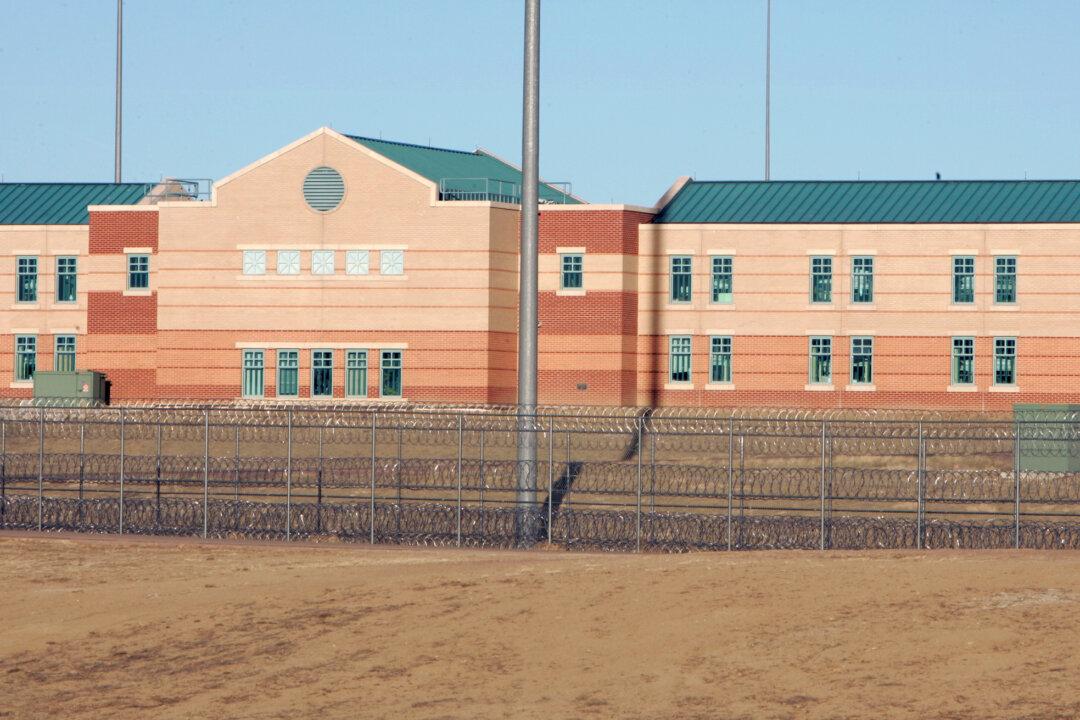 El Chapo Likely Headed to ‘Supermax’ Jail Nobody Ever Escaped From: Dubbed ‘Alcatraz of the Rockies’