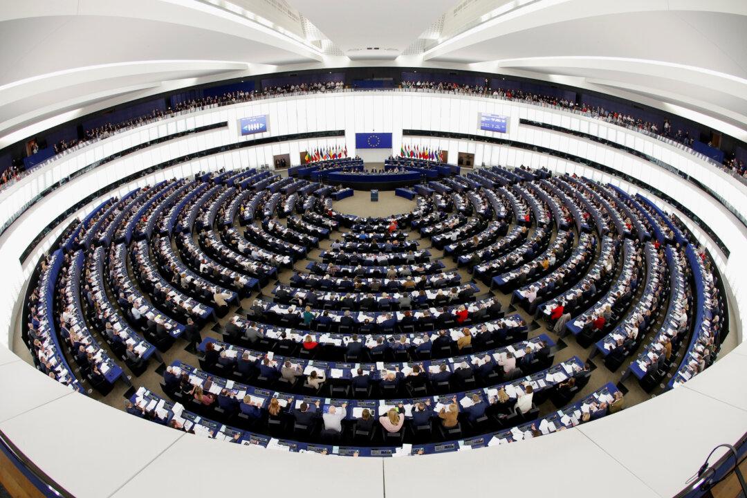 With Eyes on China, EU Lawmakers Back Investment Screening