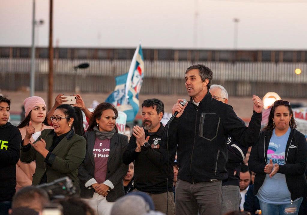 Beto O‘Rourke Says He’d ‘Absolutely’ Tear Down Border Wall in El Paso