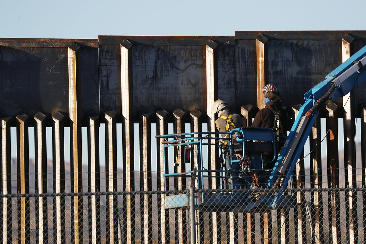Unruly Texas Protestors Vandalize Border Patrol Museum