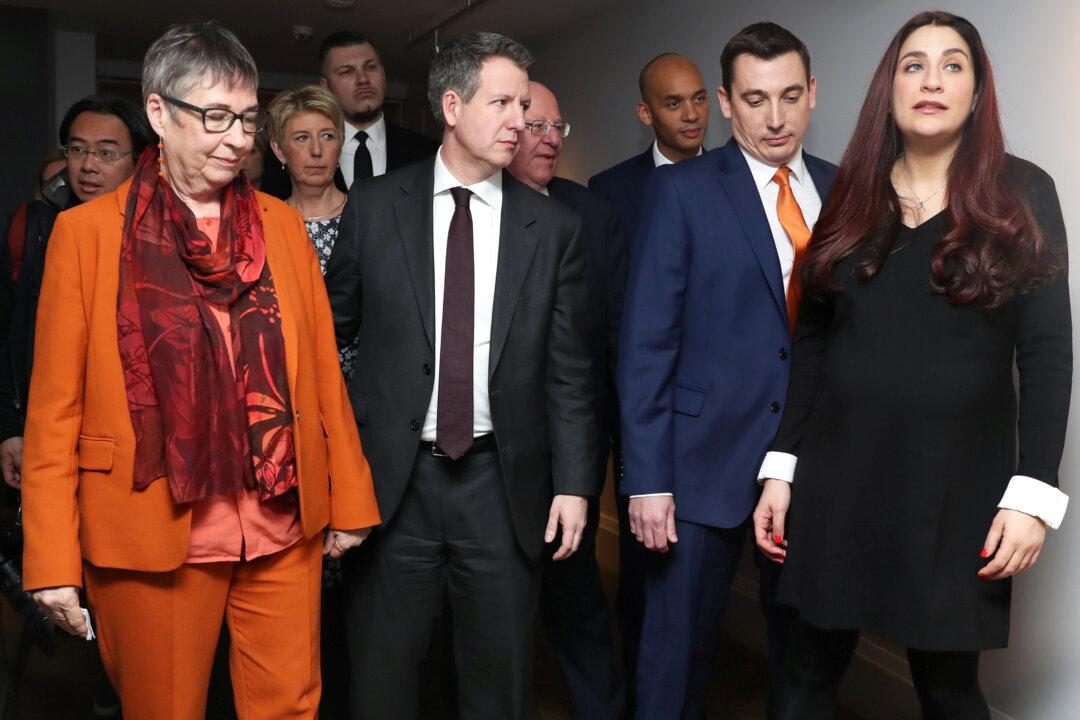 Seven Lawmakers Quit UK Labour Party Over Brexit, Anti-Semitism