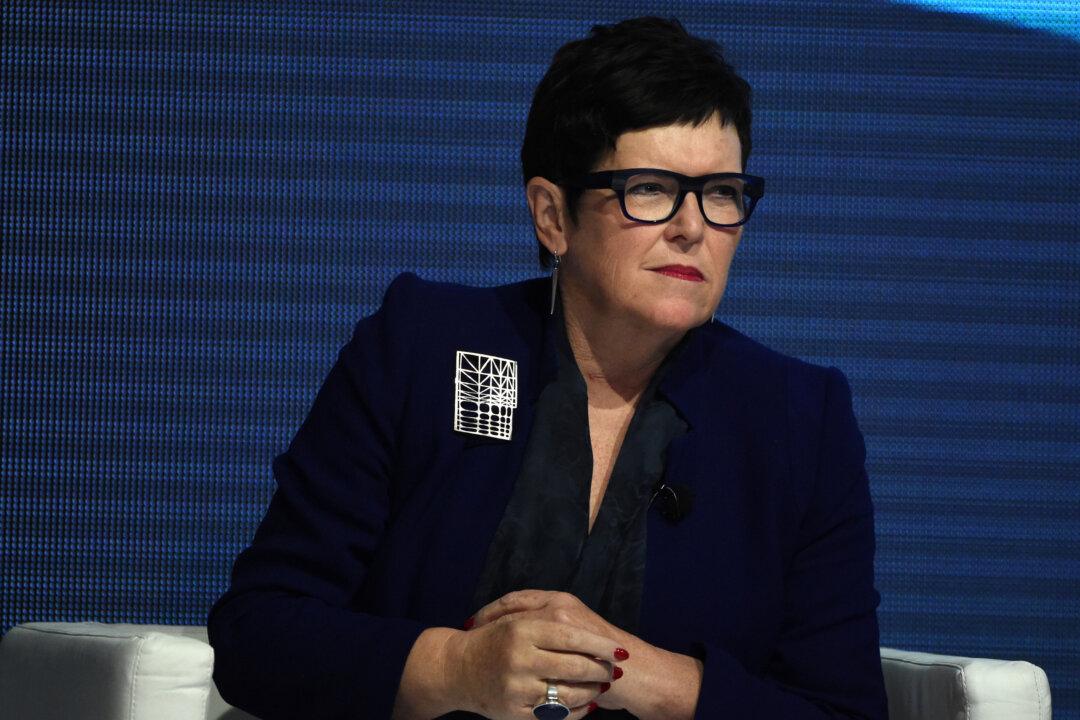 Former New Zealand PM Denies Writing Article in China’s Official Paper