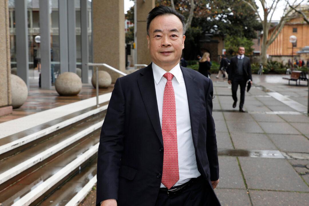 Chinese Billionaire Wins Defamation Suit Against ABC and Nine