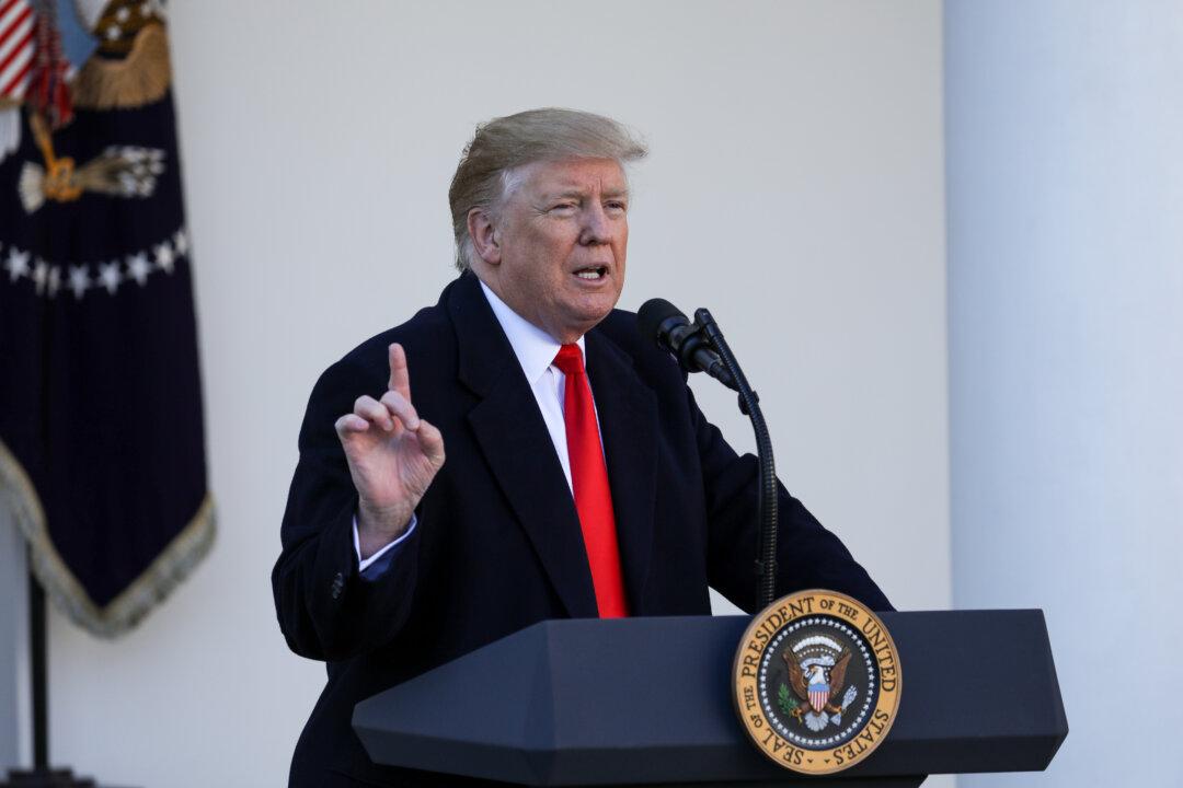 Trump Vows to Veto Any Attempt to Block His Emergency Declaration