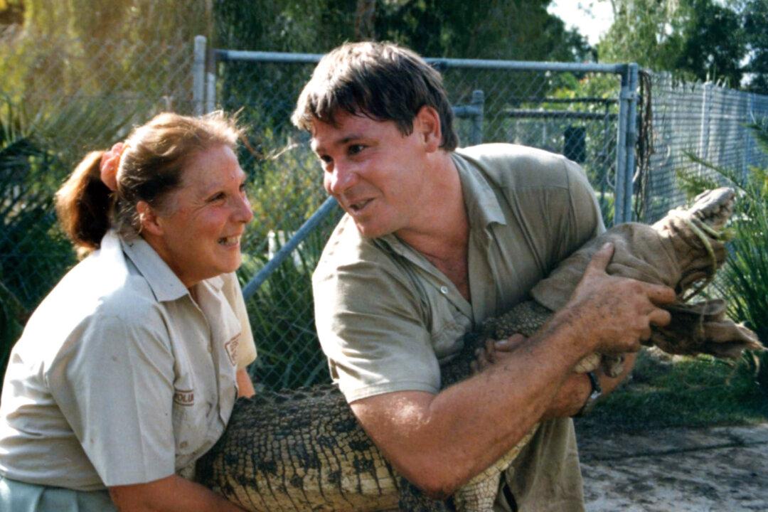 Son of ‘Crocodile Hunter’ Steve Irwin Shares Tribute to His Father