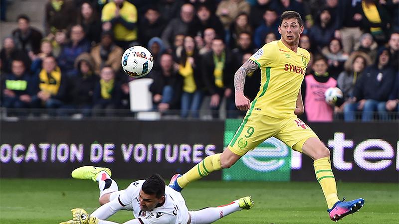 Soccer Star Emiliano Sala’s Dog Waits Outside Wake for Owner to Return