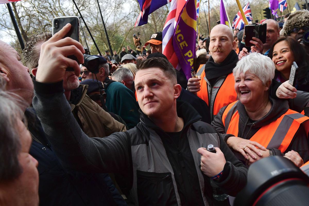 Anti-Islamic Campaigner Tommy Robinson Banned From Facebook, Instagram