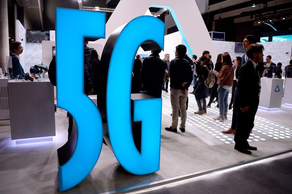 US Senators Raise Concerns About Beijing’s Involvement in Setting 5G Technical Standards