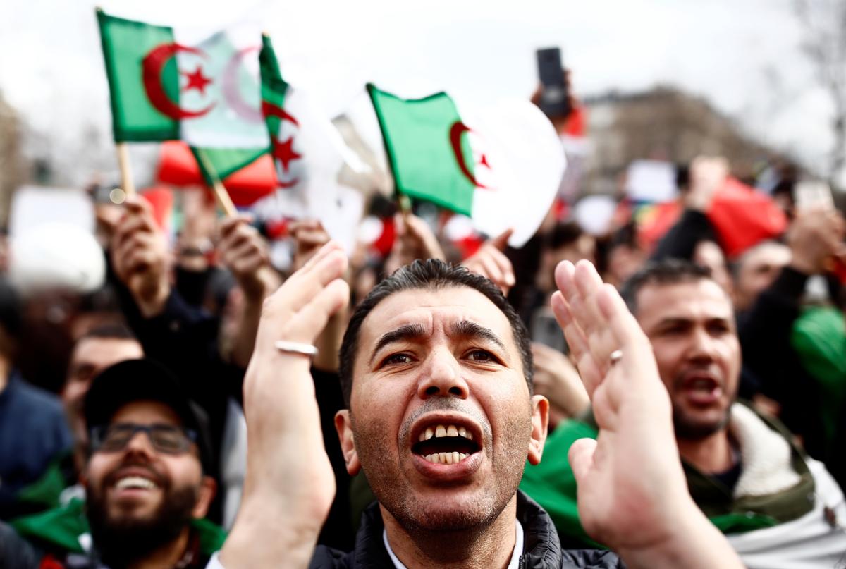 Algeria’s Bouteflika Offers to Leave Within One Year If Re-elected