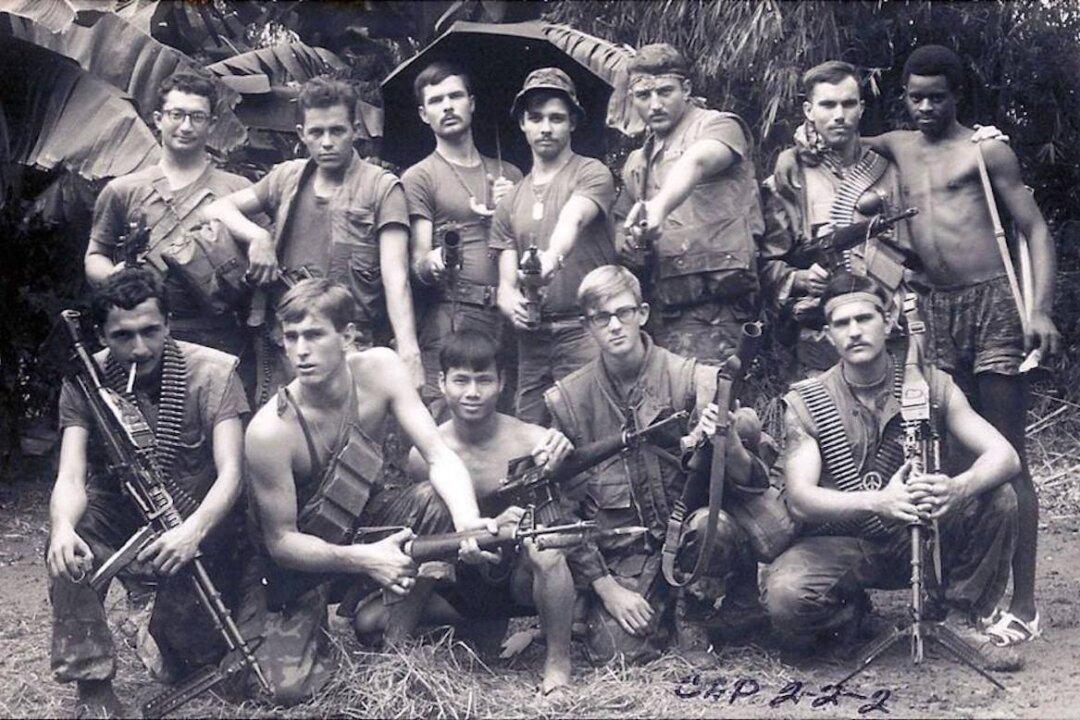 A Vietnam Veteran Recounts Living in Duc Duc