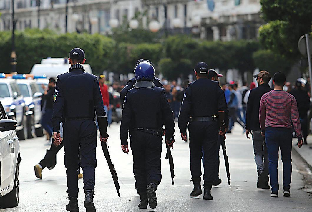 Algeria War Veterans Back Protests Demanding End to Bouteflika’s Rule