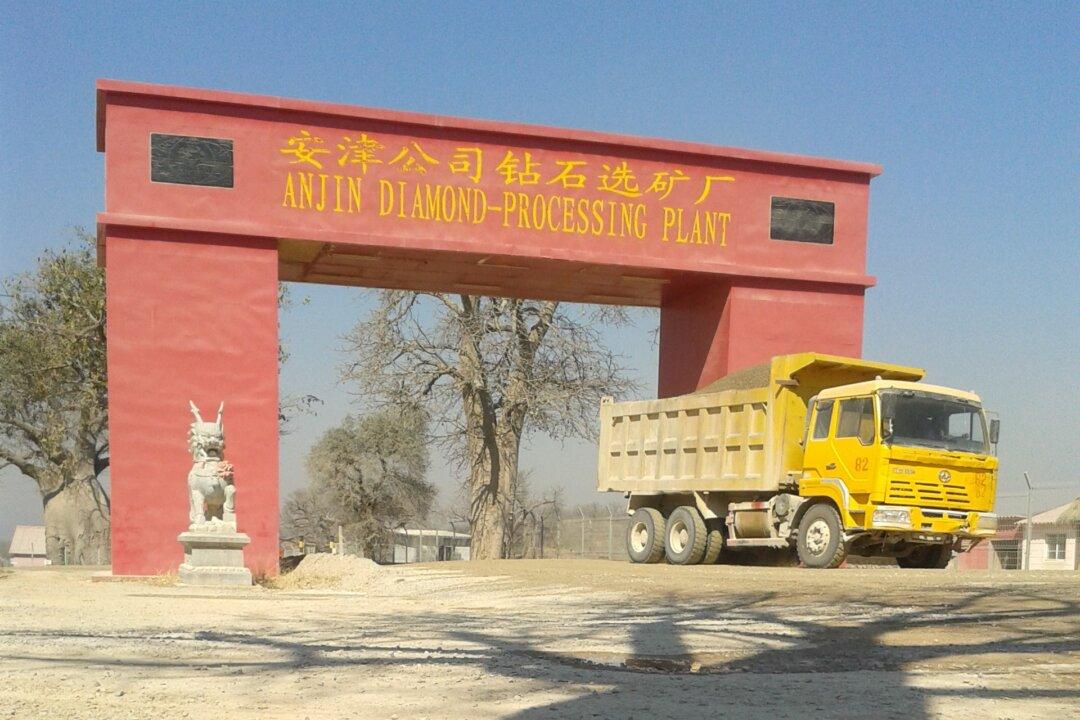 Chinese Company to Return to Zimbabwe’s Controversial Marange Diamond Fields