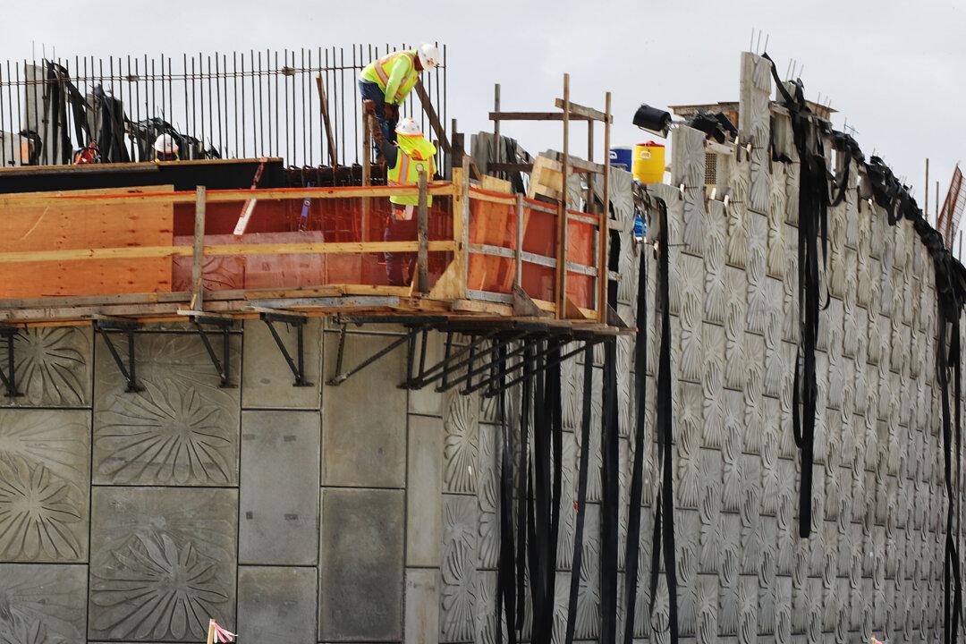 Private Sector Adds 183,000 Jobs in February, ADP Report Says