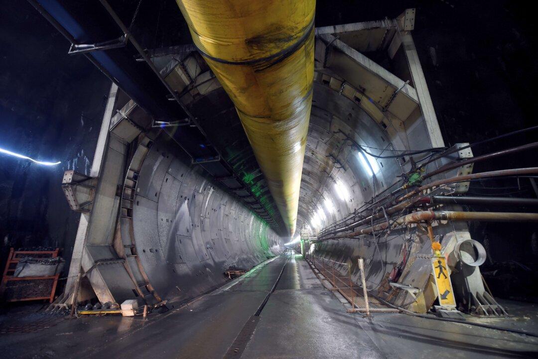 Italy Coalition Chiefs Clash Over Rail Link