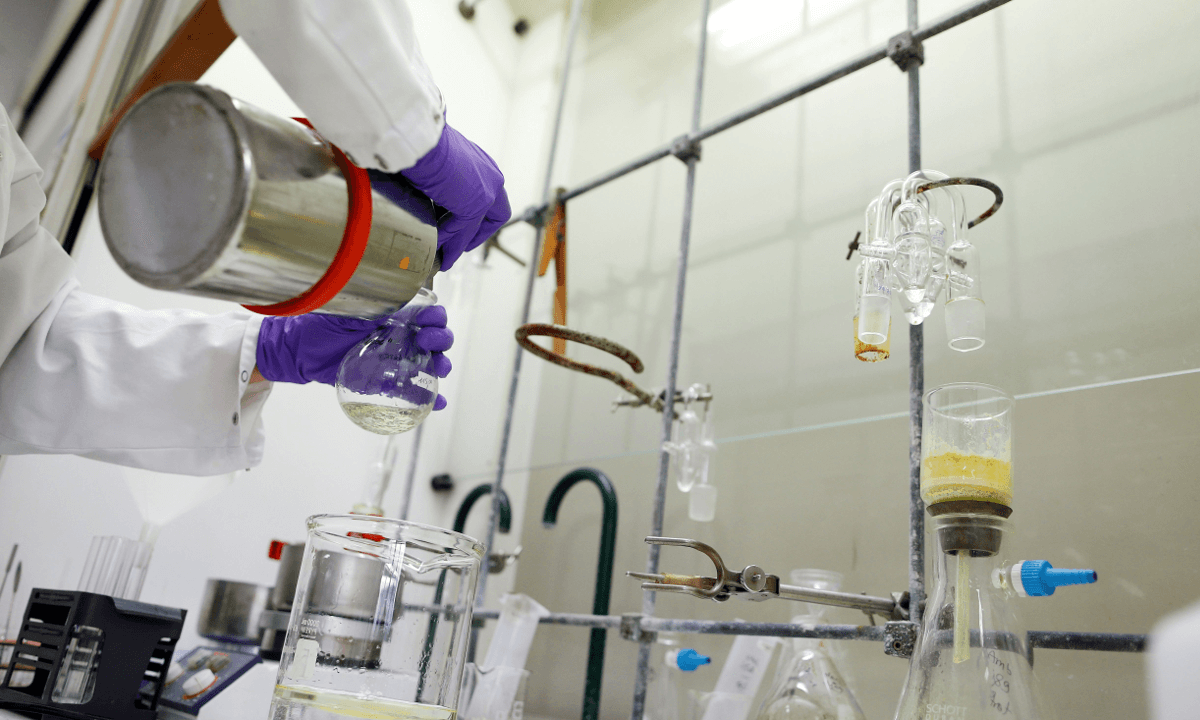 Harmful Chemicals Found in Daughter’s School Supplies, Father Dedicates 4 Years to Safety Tests