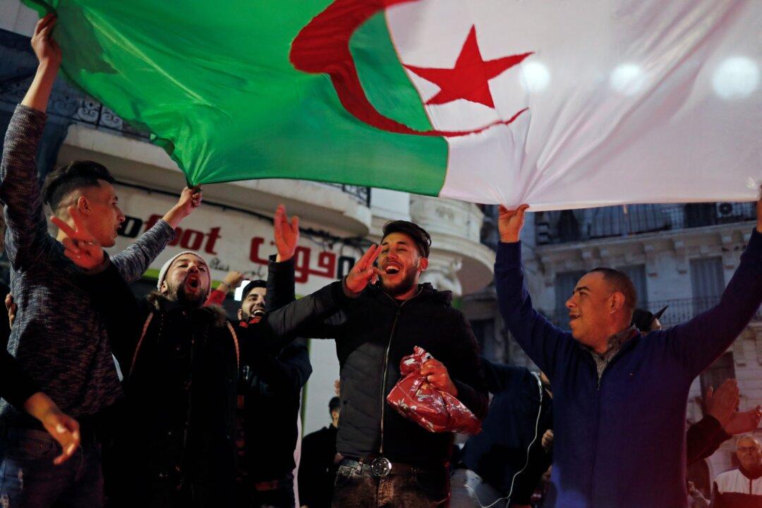 Algeria’s Bouteflika Abandons Re-election Bid After Weeks of Protest