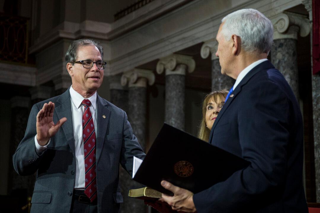 Braun, Scott Introduce Bill to Close Lawmakers’ Revolving Door to Lobbying Riches