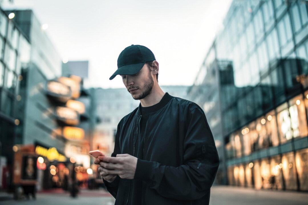 The Dangers of Wireless Radiation and How to Protect Yourself