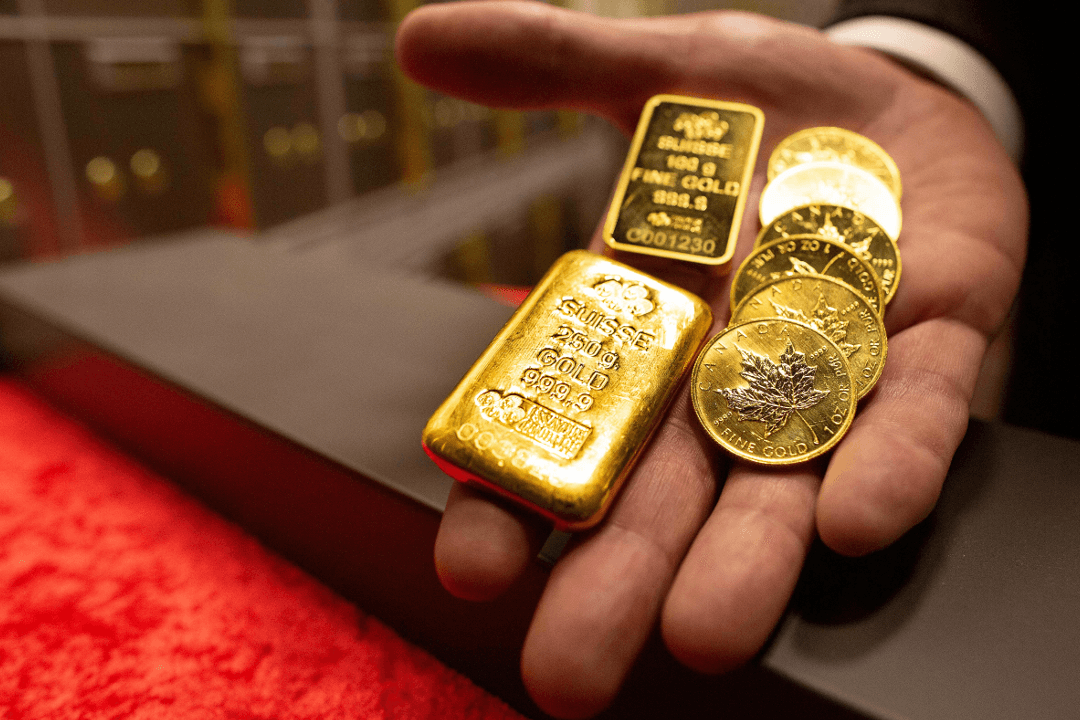 Caregiver Who Refused Lewd Offer From Elderly Man Is Accused of Theft