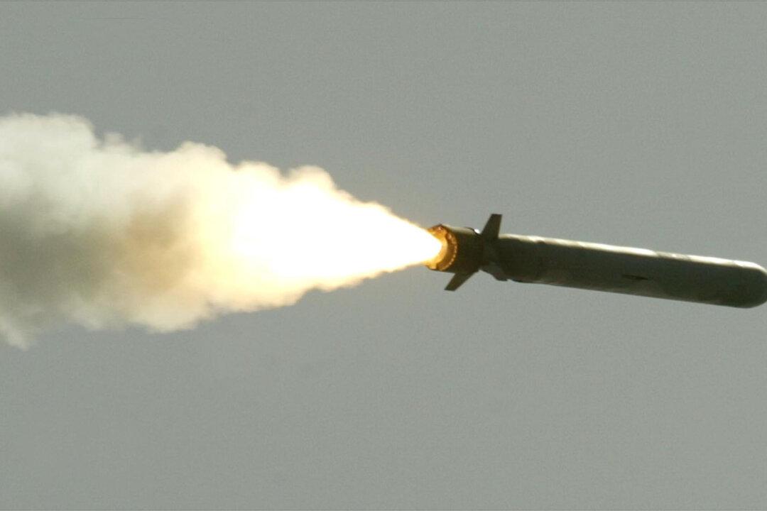 Sen. Cotton Says US Needs Missiles Now to Confront China