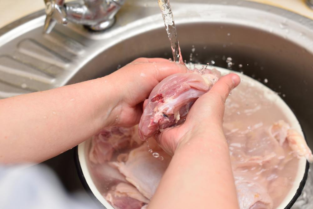 8 Foods You Don’t Have to Wash Before Cooking — Washing #4 Can Cause Food Poisoning