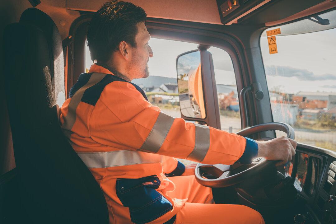 Garbage Men Make Little Girl’s Day Special After Learning She Has Been Secretly Watching Them