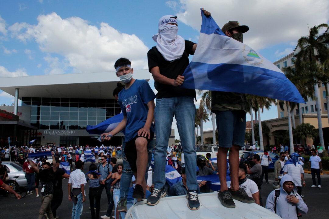 Nicaraguans Follow Venezuela and Cuba, Protest Socialist Regime