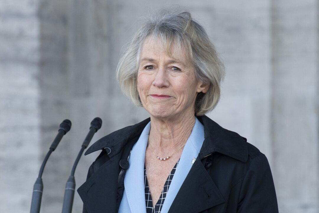 Trudeau Shuffles Cabinet For 3rd Time in 3 Months, Appoints New Treasury Board President