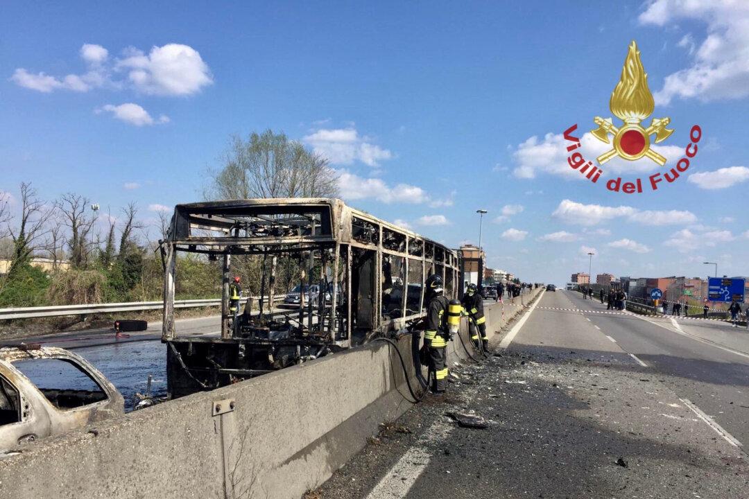 ‘No One Will Survive:’ Driver Hijacks Packed School Bus, Sets It on Fire in Apparent Protest