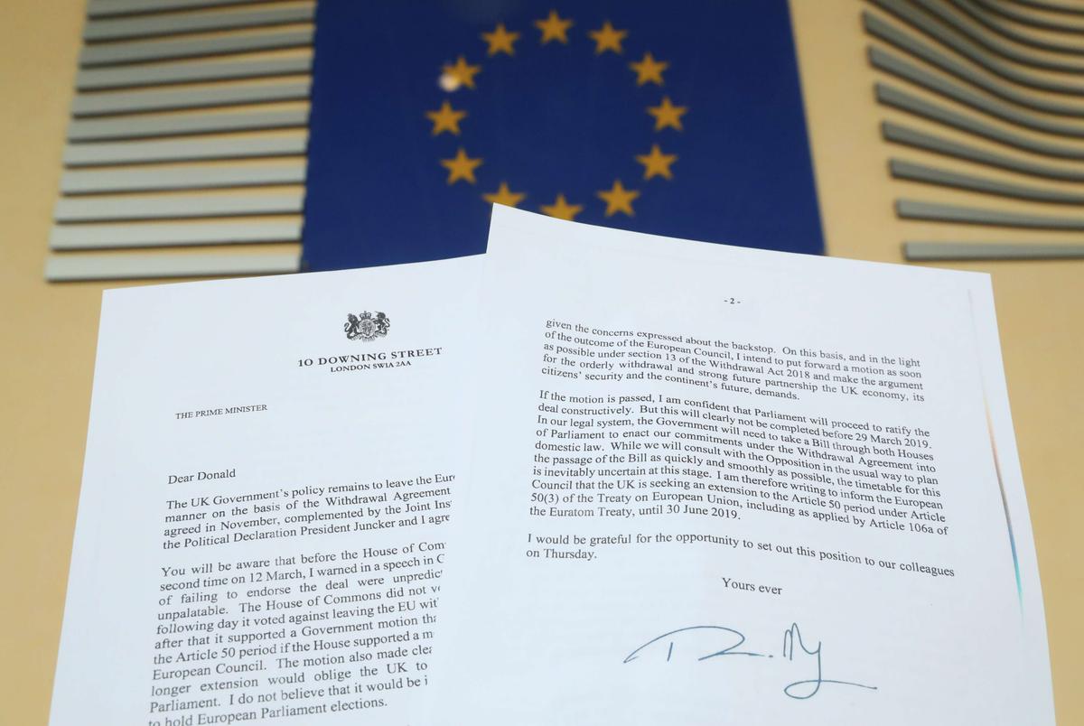 France Threatens to Reject Theresa May’s Brexit Delay Request