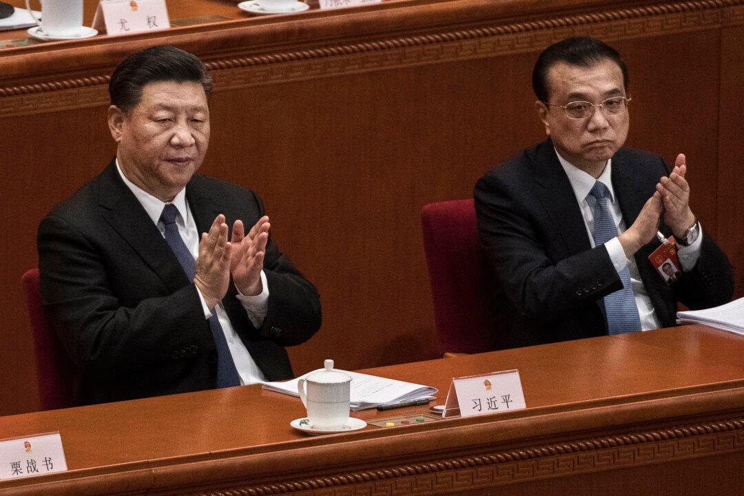 Li Keqiang and Xi Jinping Disagree on China’s ‘Zero-COVID’ Policy: Analysts