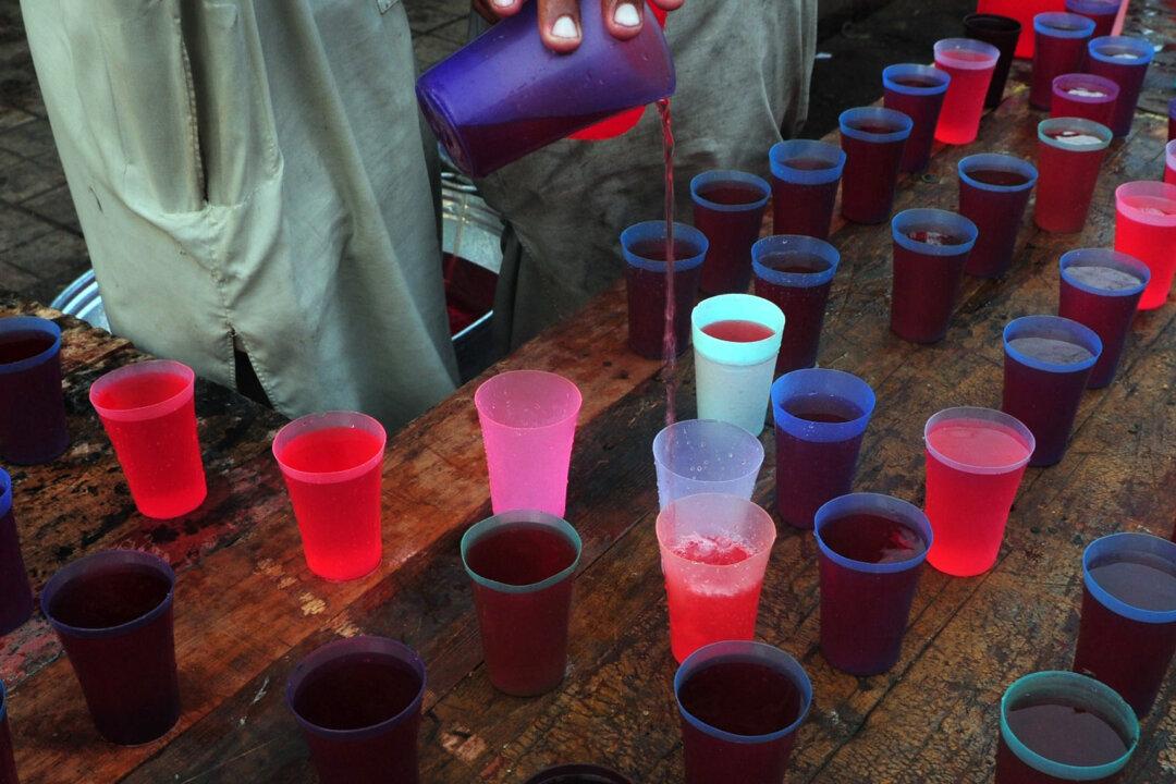 Intravenous Fruit Juice: Woman’s Homemade Health Creation Almost Ends Her Life