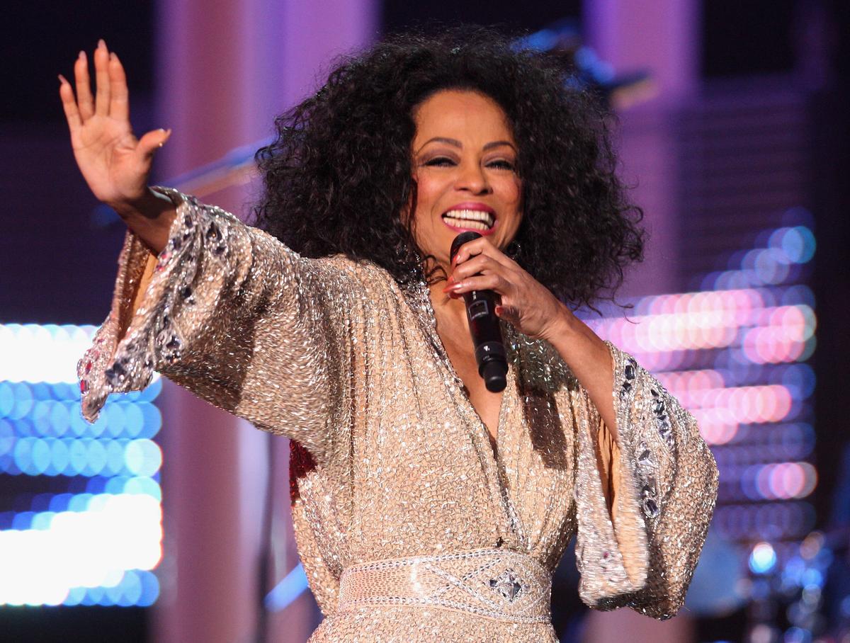 Singer Diana Ross Pleads for Attacks on Michael Jackson to Stop