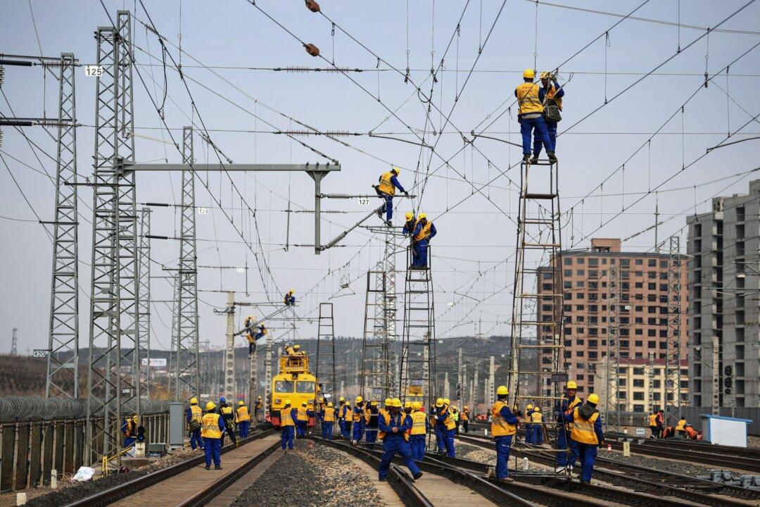 China Shows Long-Term Signs of Becoming Another Japan