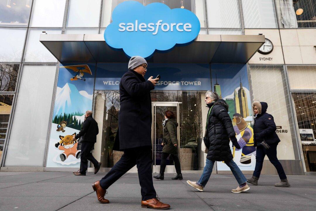 Adobe, Microsoft to Take on Salesforce’s Marketing Software, With LinkedIn as a Weapon