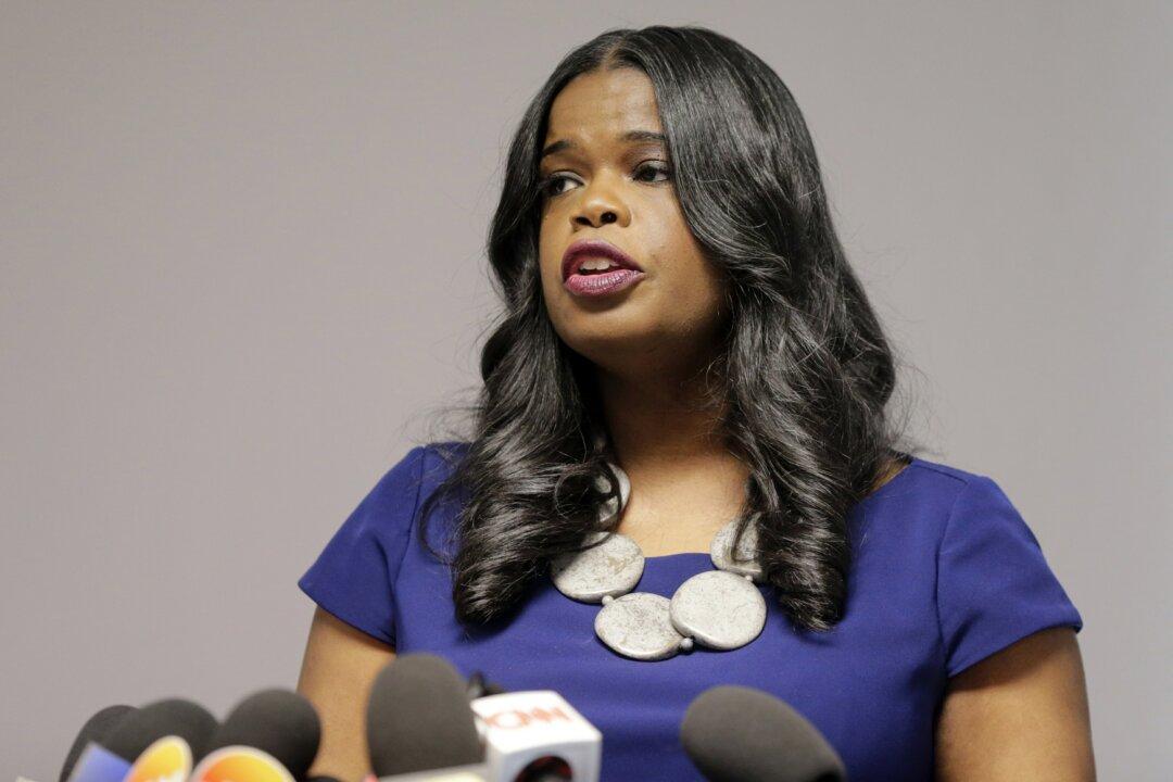 Chicago-Area Prosecutor, Judge Challenge Claims That Lack of Consequences Led to Rioting