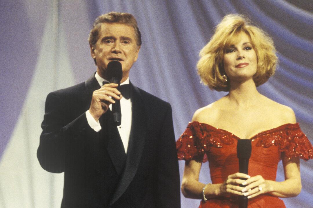 Regis Philbin Confesses His Feelings to Old Co-Host Kathie Lee in Touching Farewell Video