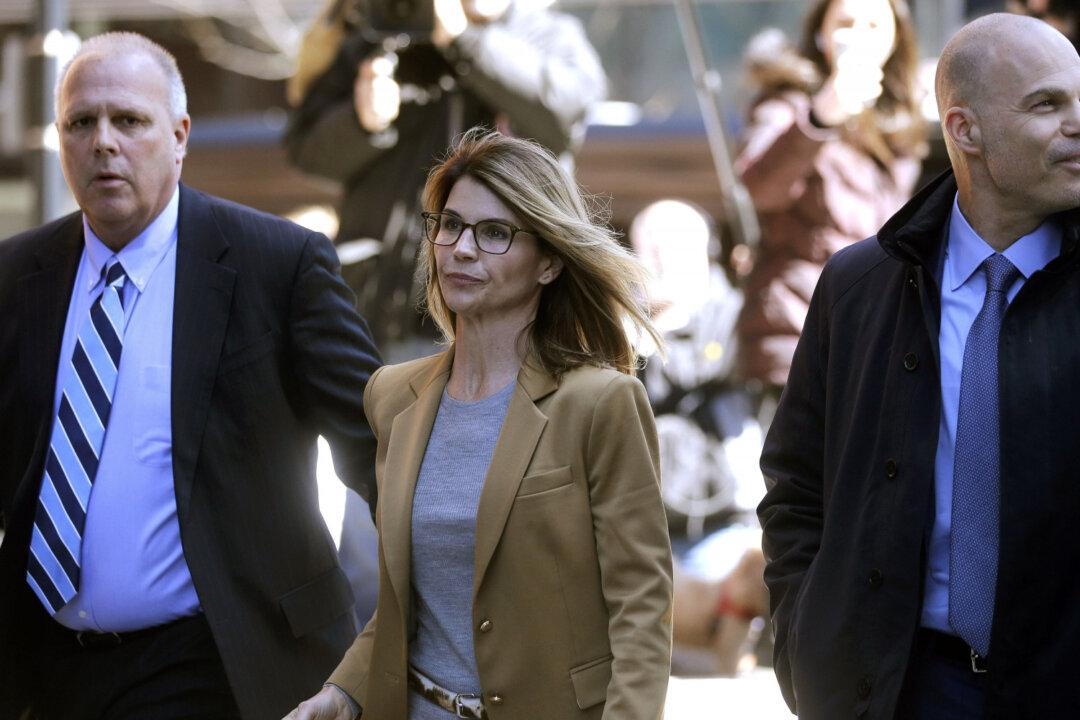 Prosecutors Deny Misconduct in US College Admissions Scandal