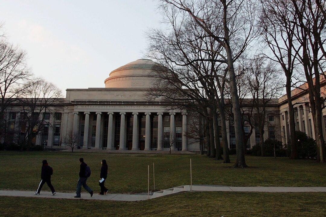 MIT Cancels Guest Lecture by Scientist Who Questioned Diversity Hiring