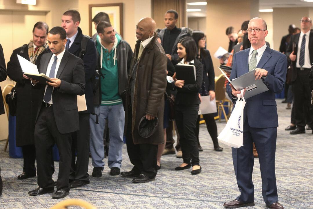 Trump Administration Open to 2nd Round of Stimulus Payments