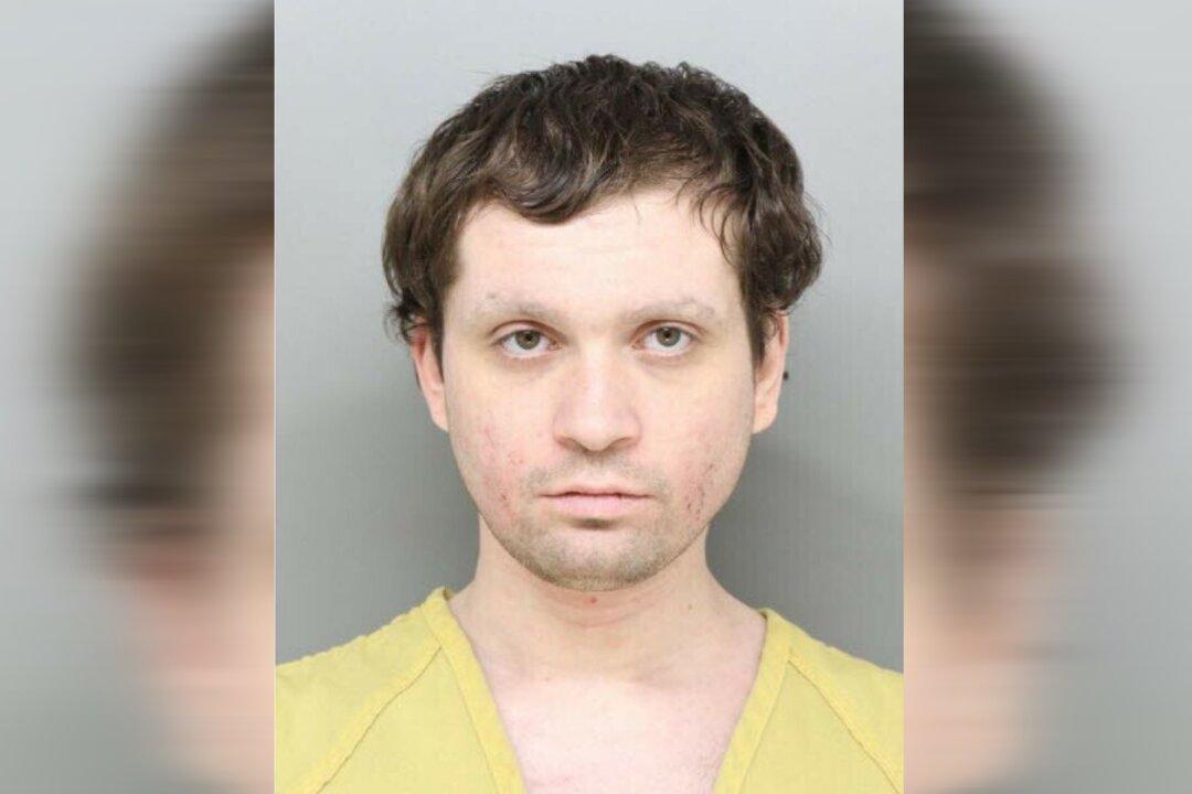 Ex-Convict Charged With Pretending to Be Long-Missing Boy