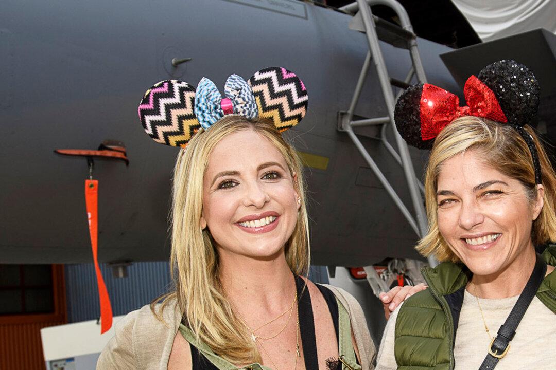 Selma Blair Storms Disneyland in a Wheelchair With Sarah Michelle Gellar, BFF of 20 Years