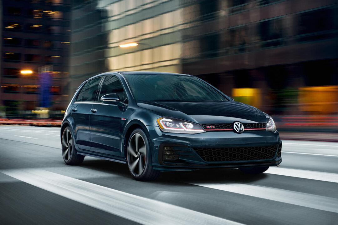 2019 Volkswagen Golf GTI SE