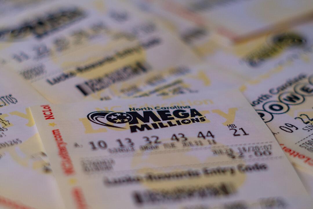 Anonymous $1.5 Billion Jackpot Winner Gifts ‘Substantial Amount’ to Alabama Tornado Victims