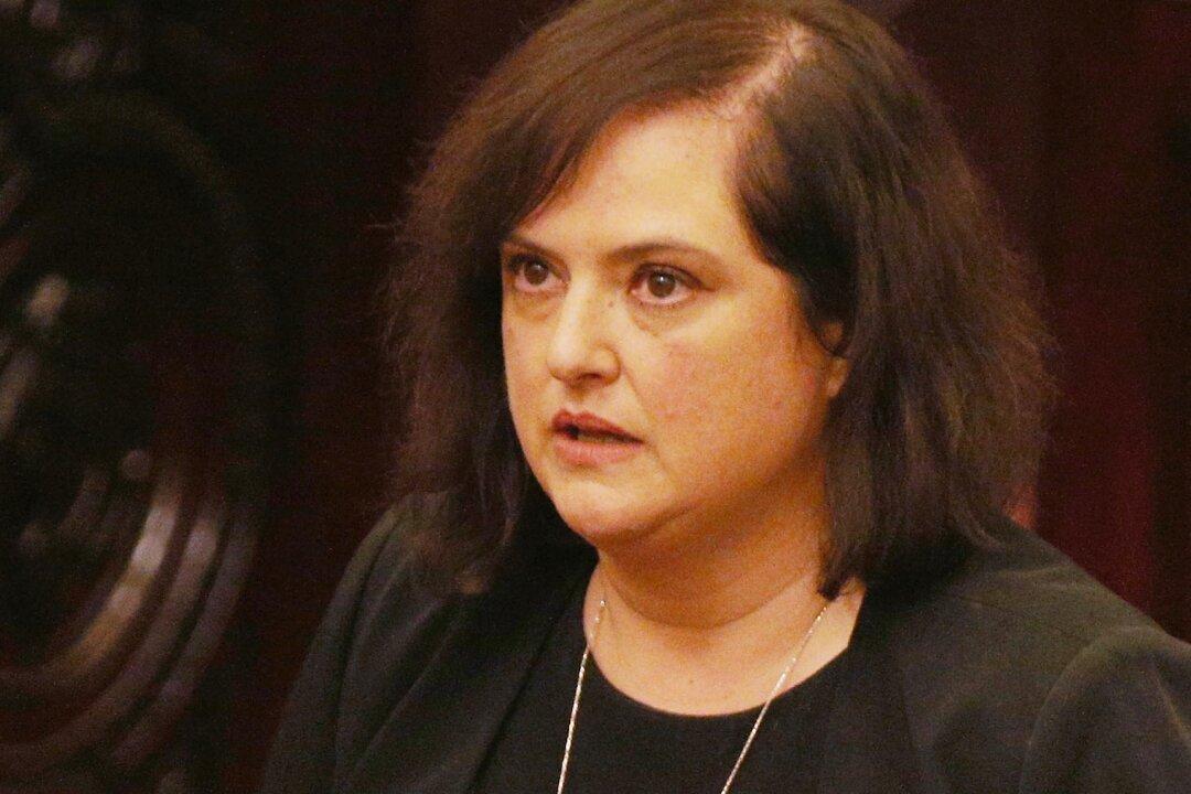 Victorian Greens Take Another Hit as High-Profile Member Quits