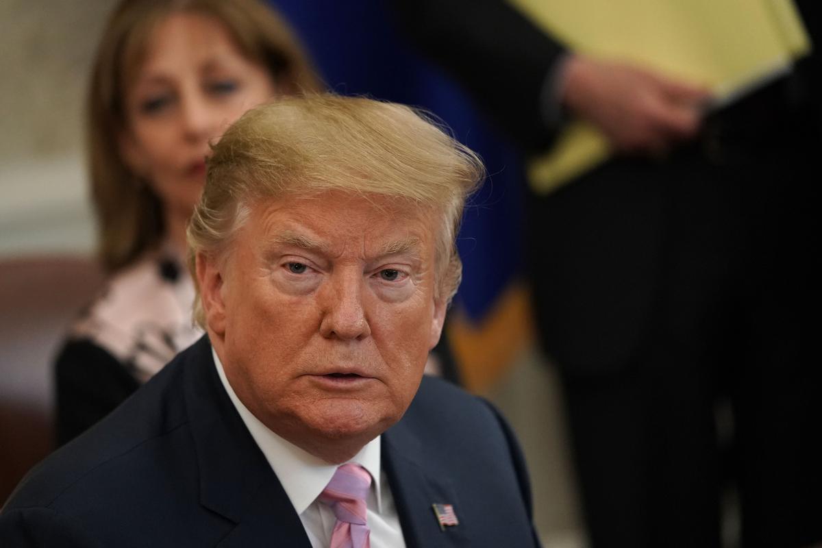 White House Considers Restricting Remittances to Mexico to Stop Illegal Migration