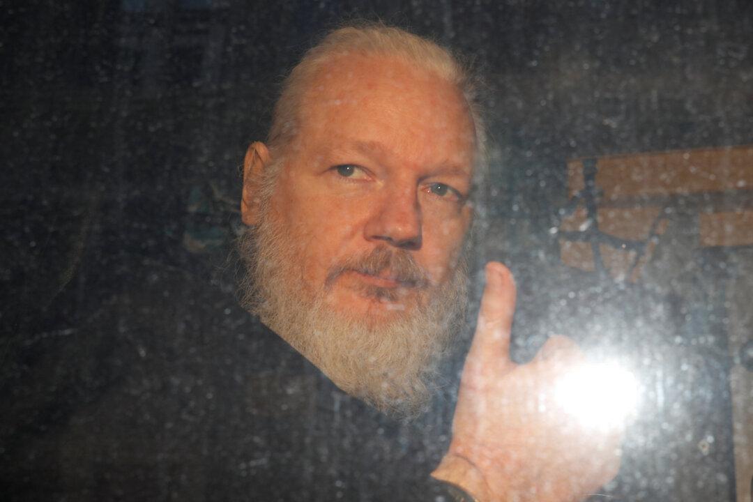 Sweden Drops Rape Investigation Against Wikileaks Julian Assange