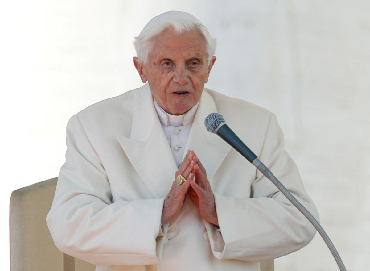 Ex-pope Says Sexual Revolution Led to Abuse Crisis, Sparking Debate